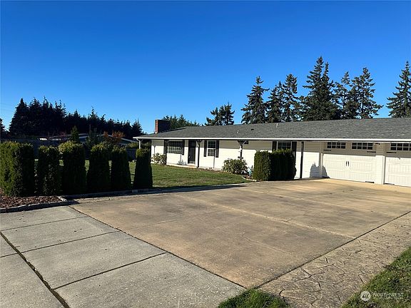 2nd image of 1519 W 12th Street