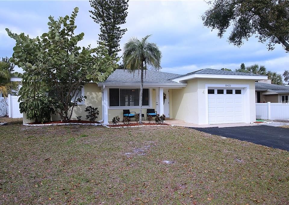 1st image of 10423 Kumquat Ln