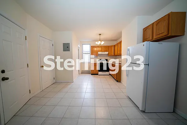 Rented by Sterling Realty Solution Inc | media 3