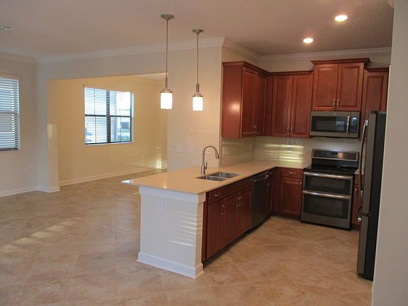 3rd image of 11036 Whistling Pine Way