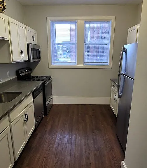 675 W Willis St — Photo 4