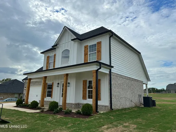 5854 Sara Ann Ln, Horn Lake, MS 38637