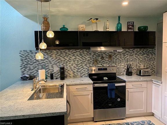 5th image of 65 Emerald Woods Dr APT E8
