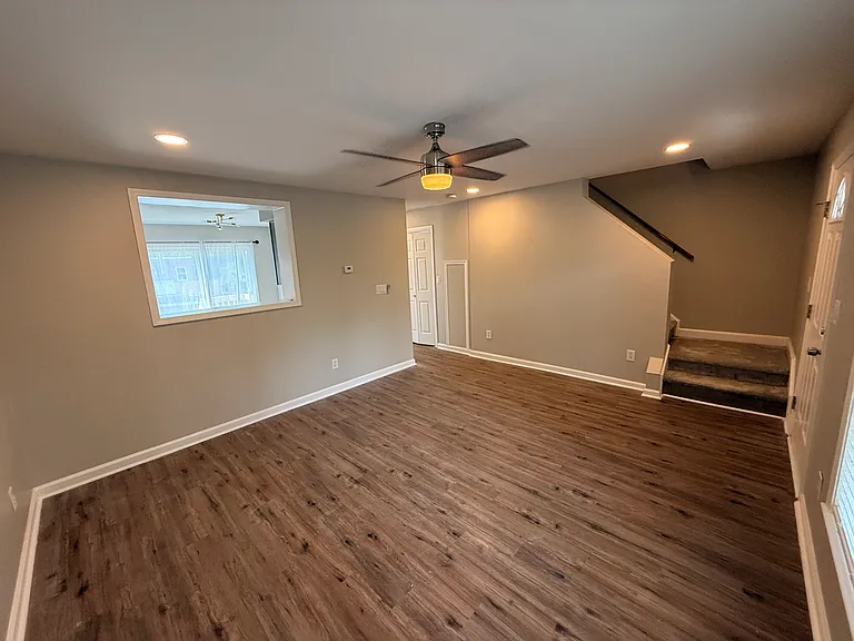 327 W Trinity Ave — Photo 13