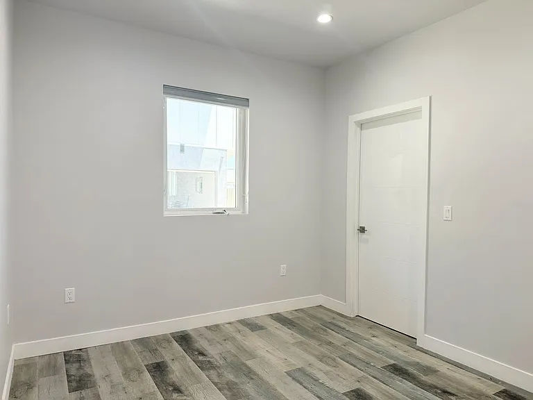 Case Townhomes — Photo 30