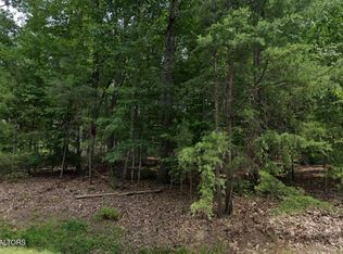 36 Markham Ter, Crossville, TN 38558