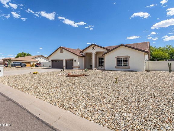 3rd image of 8207 W Planada Lane