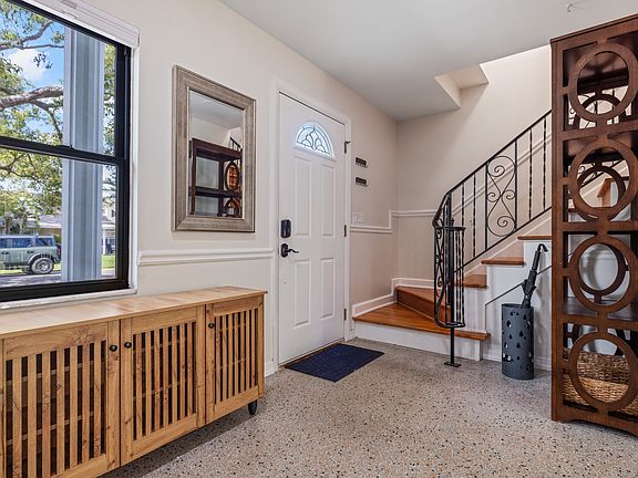 5th image of 4923 Shetland Ave