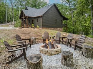 1085 Dills Rd, Blue Ridge, GA 30513