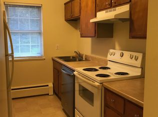 75 Parrish St APT 12, Canandaigua, NY 14424