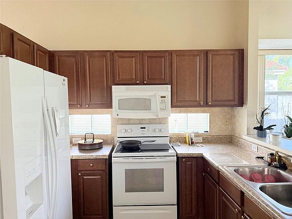 3rd image of 4965 SW 153rd Ave #4965