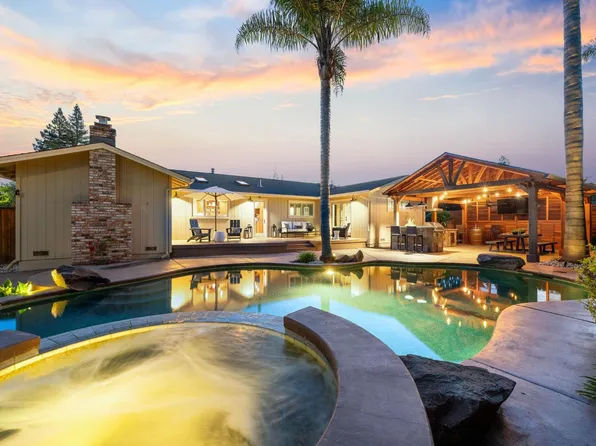 3936 Young Avenue, Napa, CA 94558