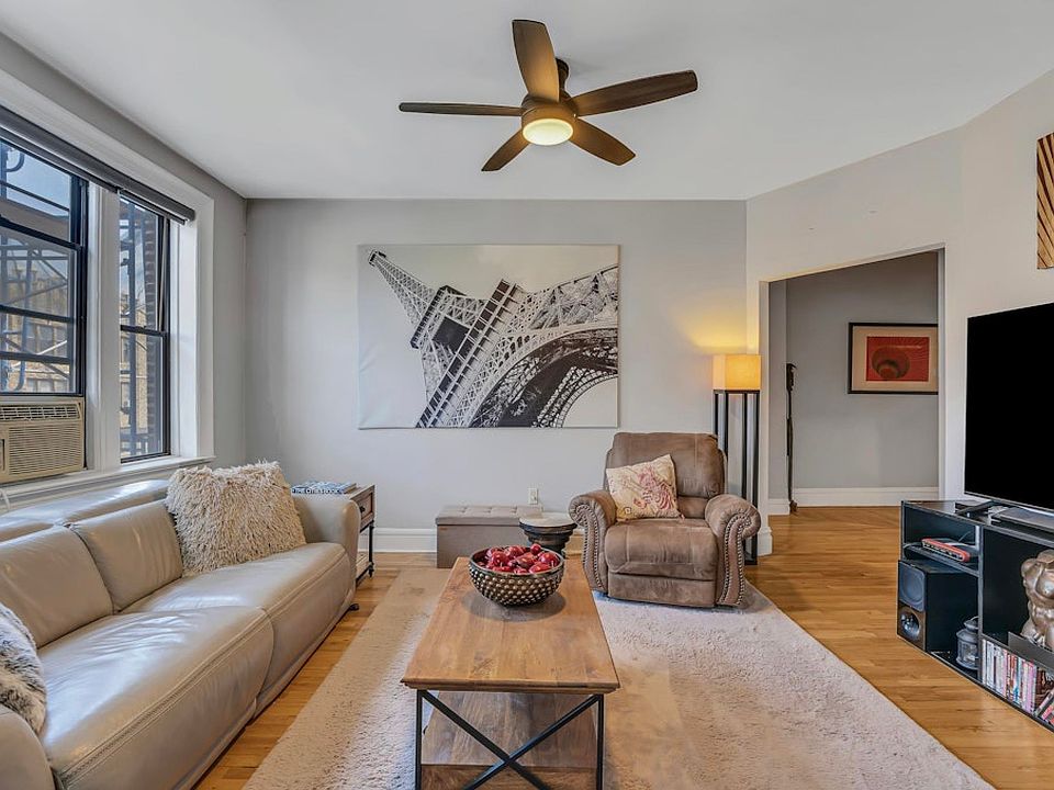 1st image of 275 Harrison Ave #507
