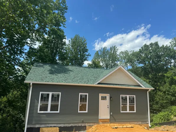 700 Ruddell Rd, Vinton, VA 24179