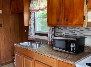 743 Mount Airy St #B, Petersburg, VA 23803