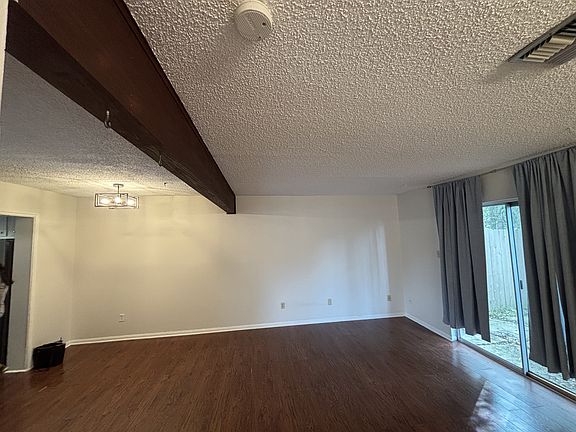 3rd image of 315 Sidney Martin Rd #1