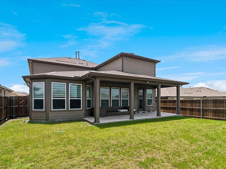 933 Brock Dr — Photo 25