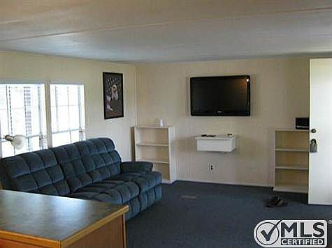 5th image of 3541 Lake Shore Dr