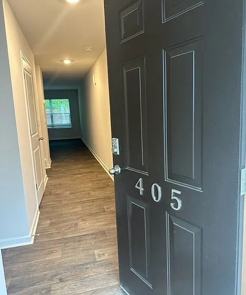 405 Oakmont Valley Trl — Photo 2