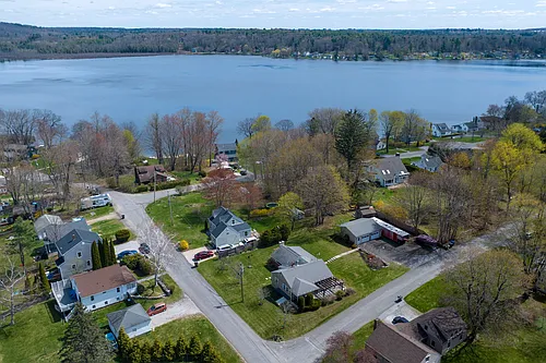 65 Tyler Lake Hts Photo 1