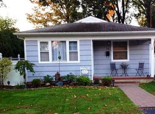 10 Vine St, Freehold, NJ 07728