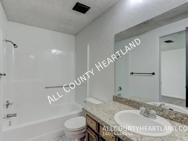 2121 Meench Dr — Photo 19