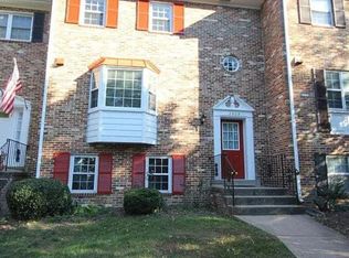 2303 McGregor Ct, Vienna, VA 22182