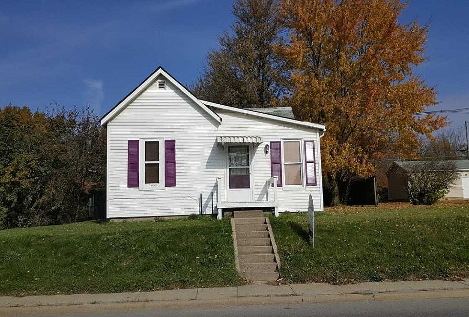 1st image of 1308 W Walnut Ave