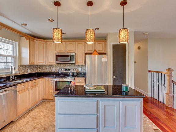 4th image of 11785 Cotton Mill Dr