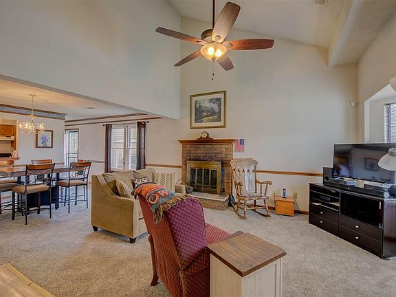 5th image of 4261 Plum Valley Cv