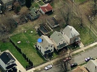 9340 Richter St, Detroit, MI 48214