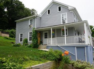 44 E Pennsylvania Ave, Yoe, PA 17313