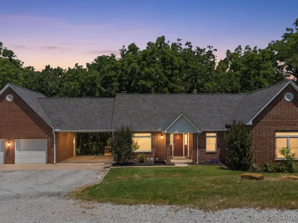11005 E 156th St N, Collinsville, OK 74021
