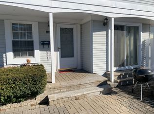 8574 Spinnaker Way, Ypsilanti, MI