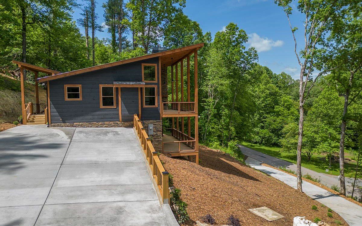 529 Hidden Valley Dr, GA 30560 Zillow