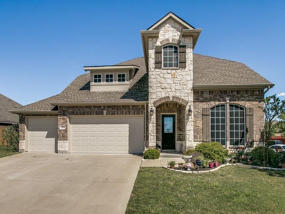 1st image of 1804 Castle Creek Dr