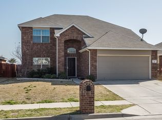 609 Goldstone Ln, Fort Worth, TX 76131
