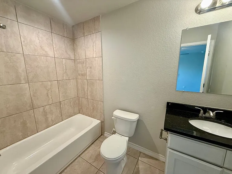 8331 Breezy Cv #4 — Photo 15