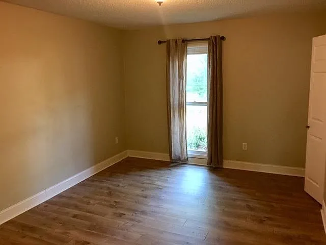 89 Ericson Rd — Photo 10