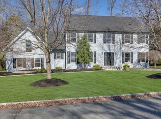 3 Bonifacio Dr, Middletown, NJ 07748