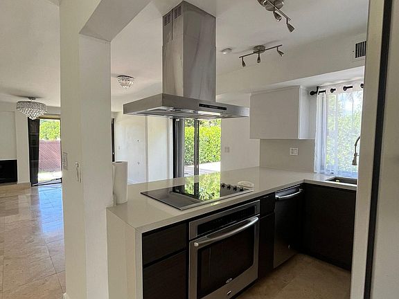 3rd image of 2180 Brickell Ave #1B