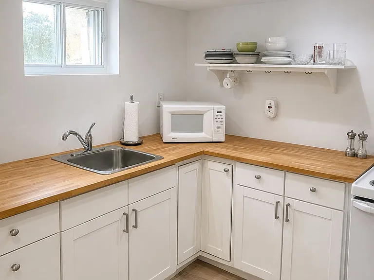 2 Crystal Cres — Photo 6