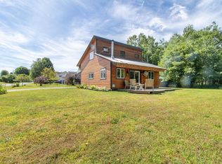 75 Stonewall St, Newport, VT 05855