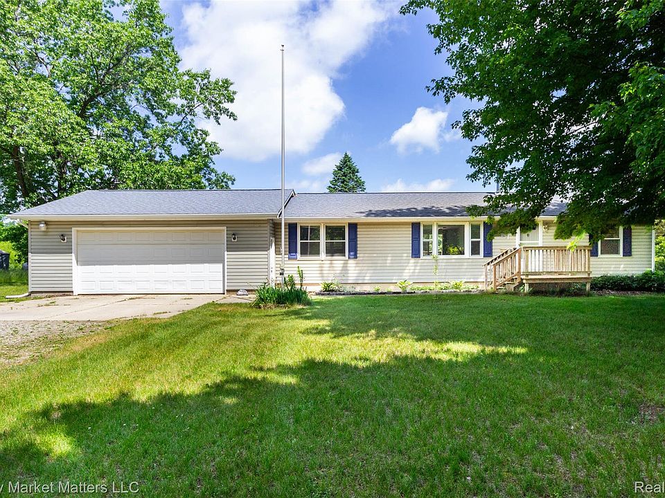 1st image of 4951 Laur Rd