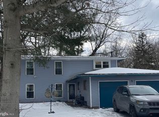 5 Surrey Ct, Eastampton, NJ 08060