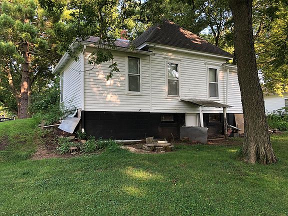 5th image of 456 S Oak St