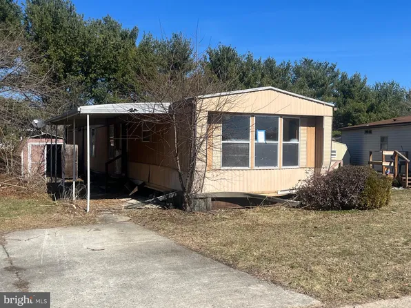 115 Tower Cir, Carlisle, PA 17013