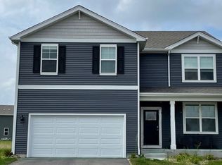 6808 Willow Dr, Wonder Lake, IL 60097