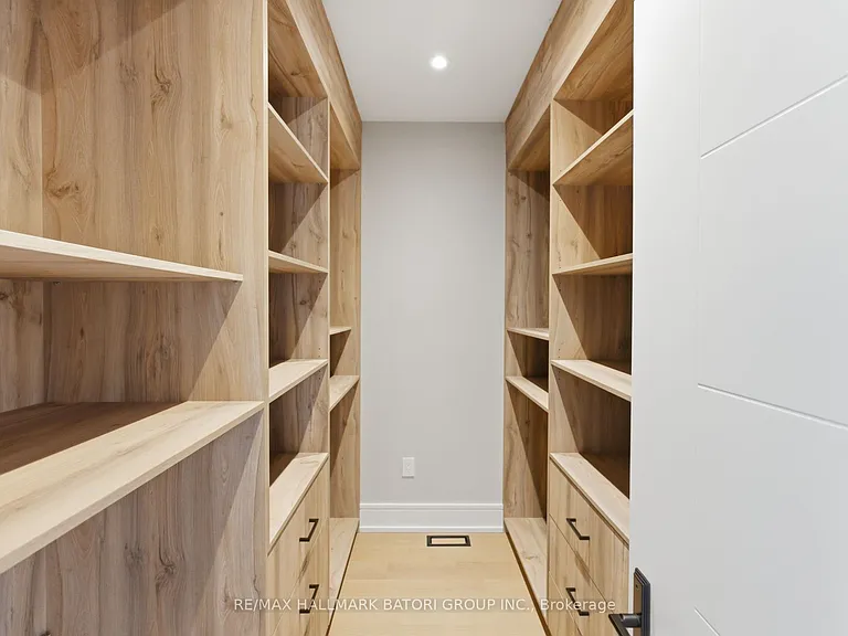 68 Lynnhaven Rd — Photo 25