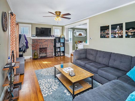 4th image of 5349 Fenwick Ave